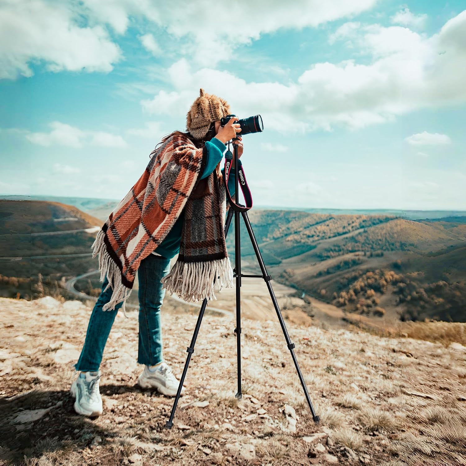 71-inch Aluminum Tripod with Phone Mount and Remote - Image 8